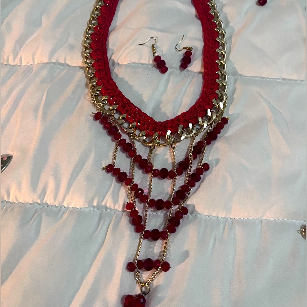 Red set very beautiful on